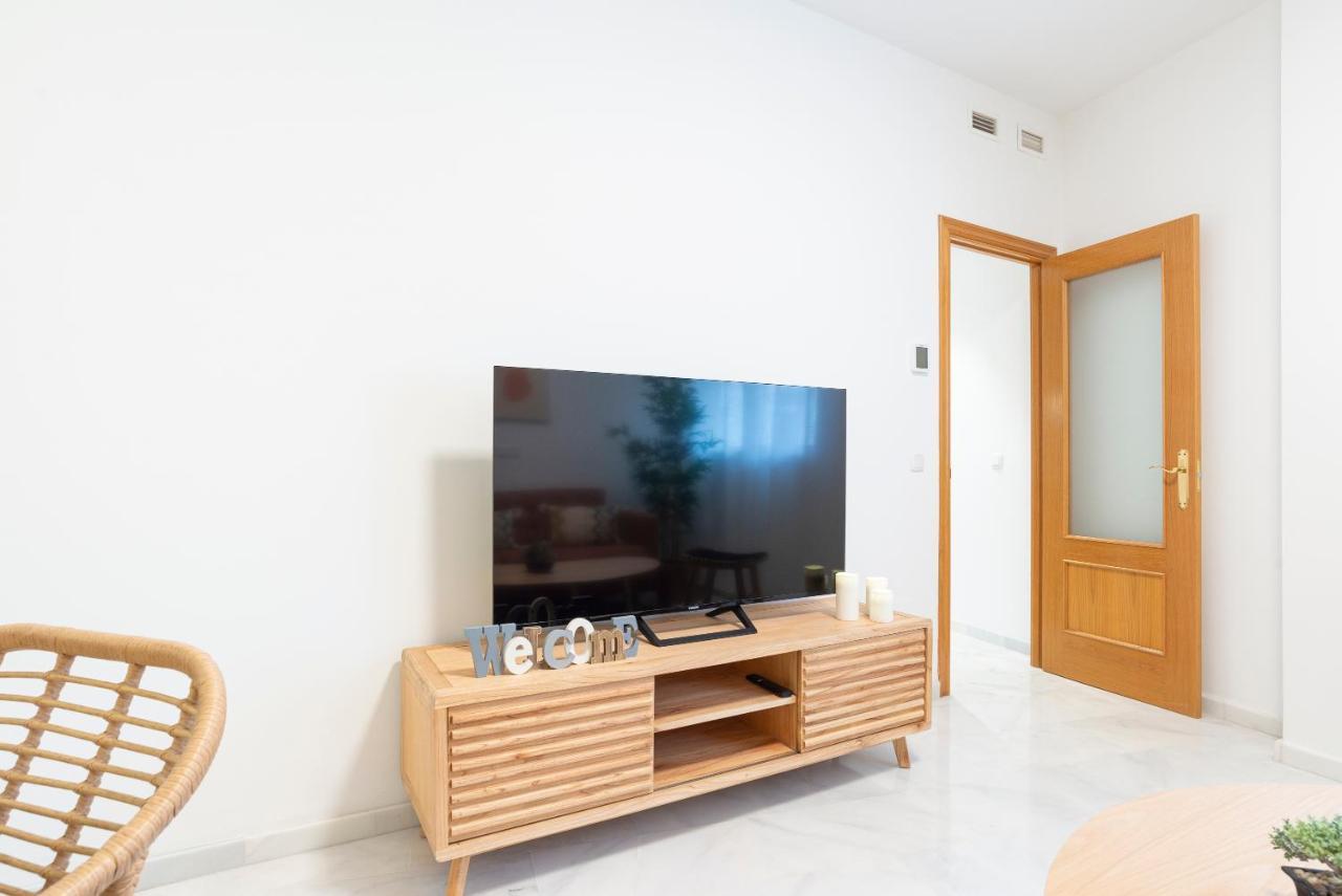 Carrera I & Old Town By Ele Apartments Malaga Bagian luar foto