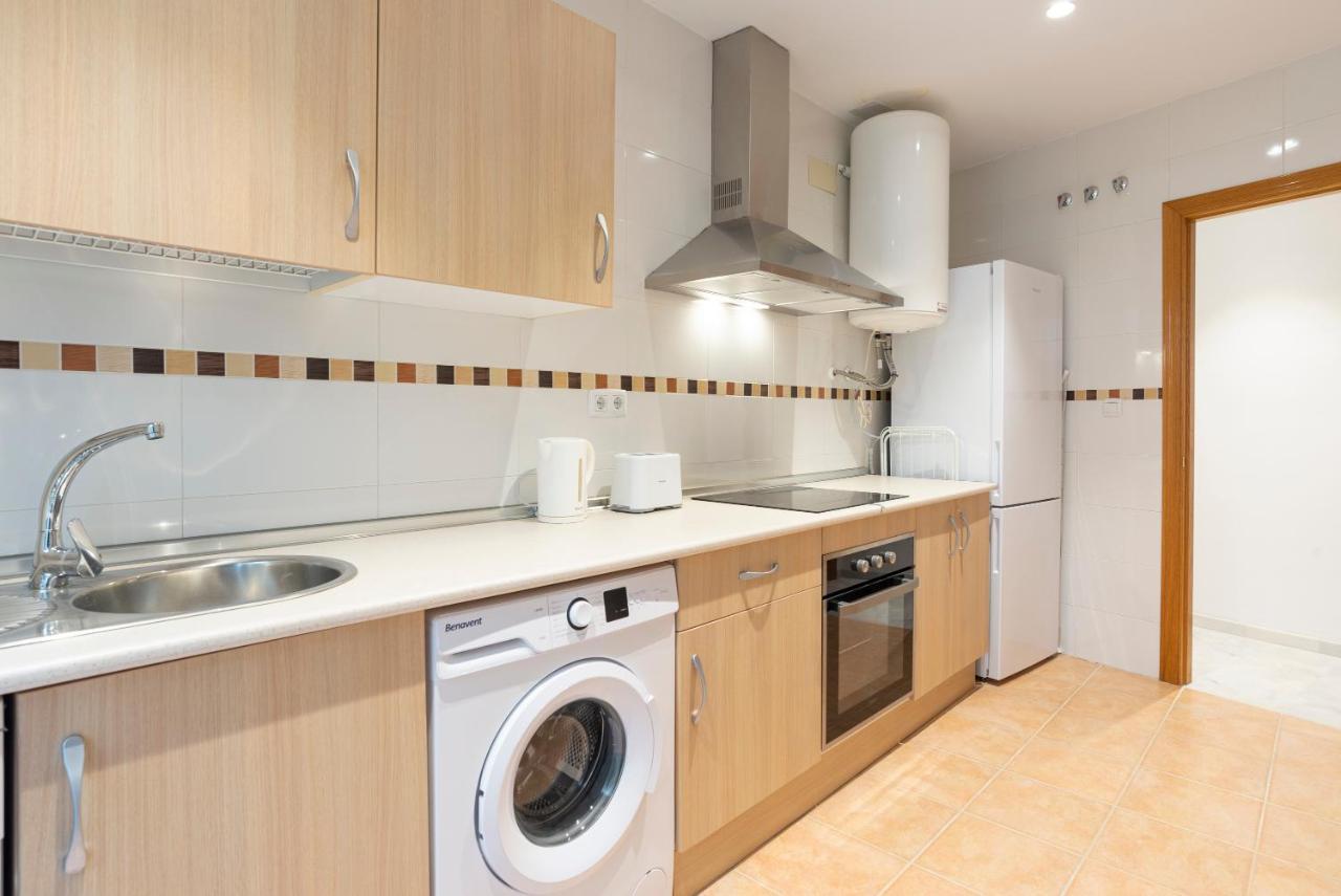 Carrera I & Old Town By Ele Apartments Malaga Bagian luar foto