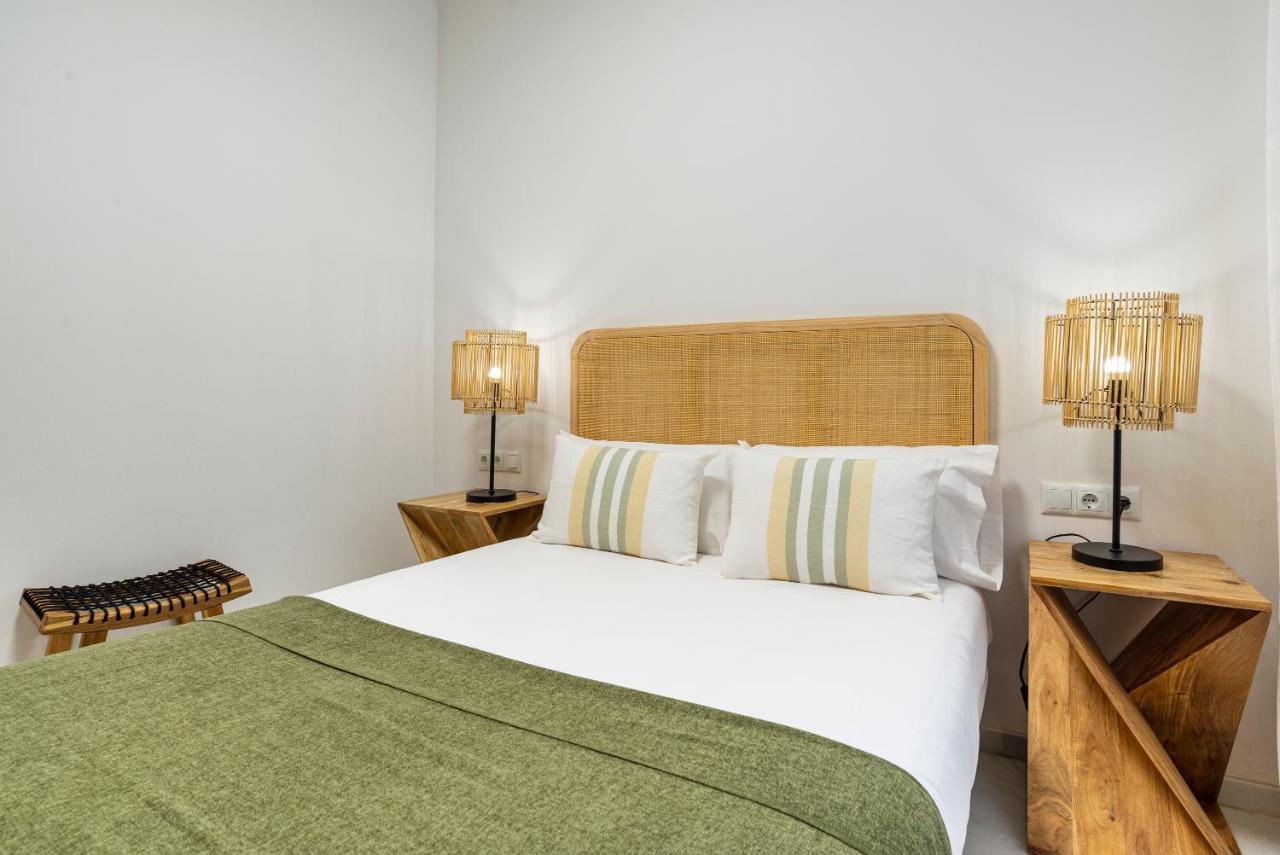 Carrera I & Old Town By Ele Apartments Malaga Bagian luar foto